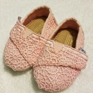 Pink Toms
